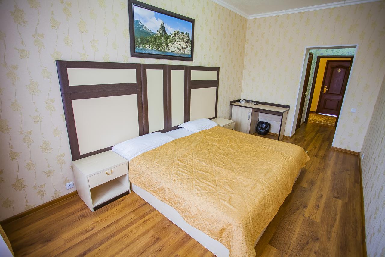 Jumbaktas Borovoe Hotel Екстер'єр фото
